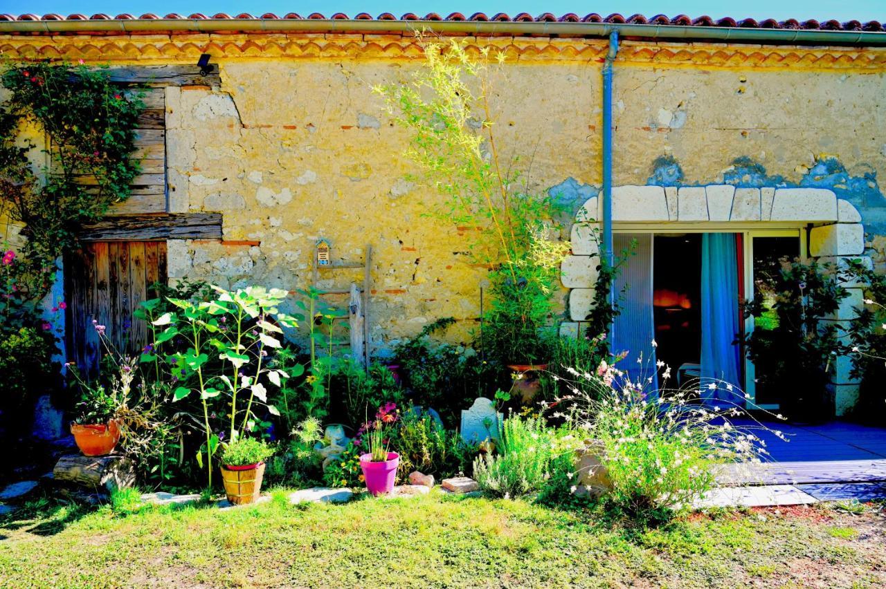 Sainte-Colombe-en-Bruilhois Lacoste المظهر الخارجي الصورة